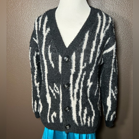 FOREVER 21, girl’s fuzzy cardigan!! - Picture 2 of 10